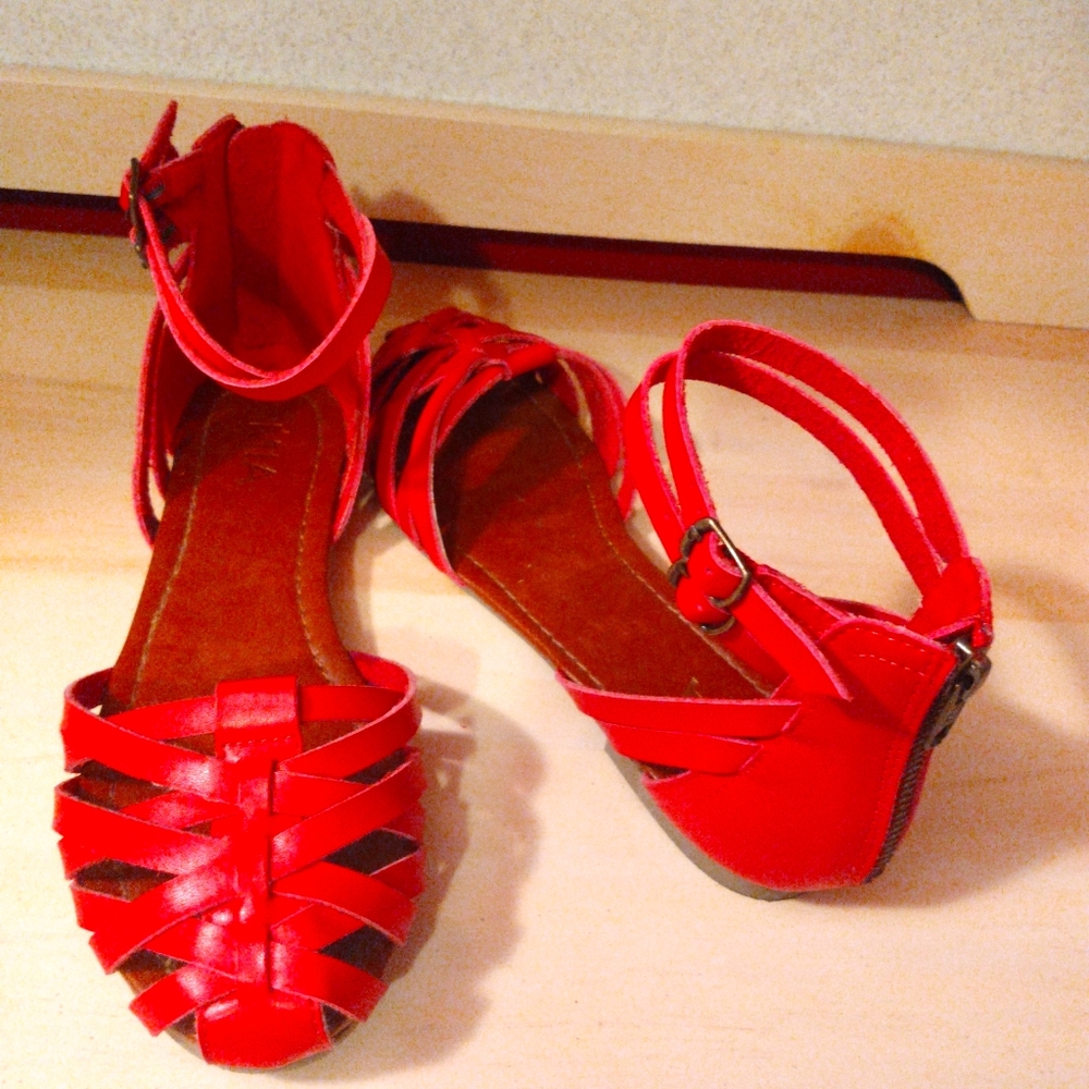 Mia "Barricade" sandals